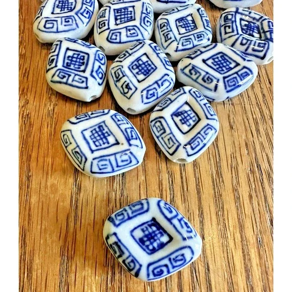 20 Blue White Asian Print Porcelain Beads Crafts Jewelry Making - Picture 2 of 5